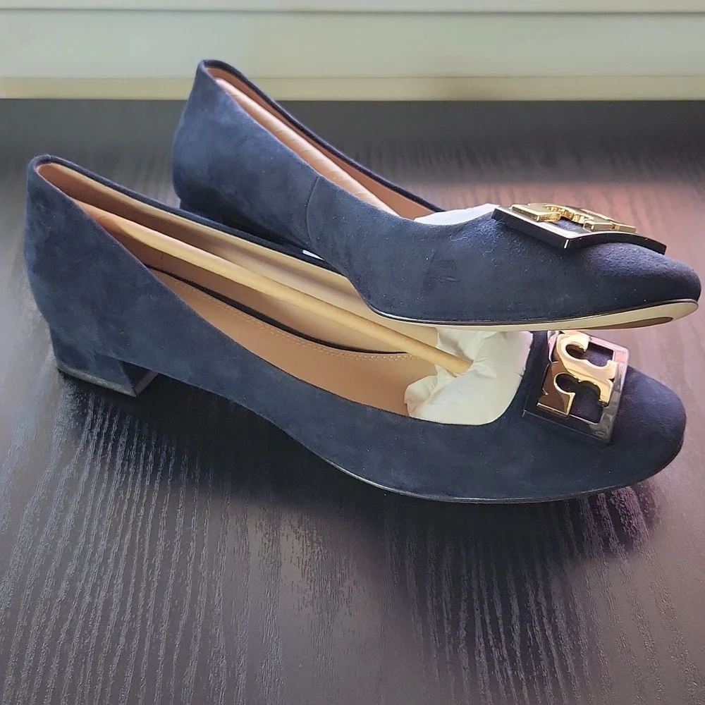 Tory Burch Navy Blue Suede Flats with Gold Logo - Picture 6 of 12
